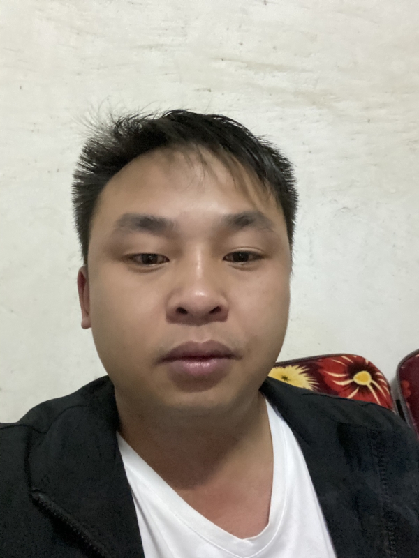 啊呜的第一张照片--桂林相亲服务中心