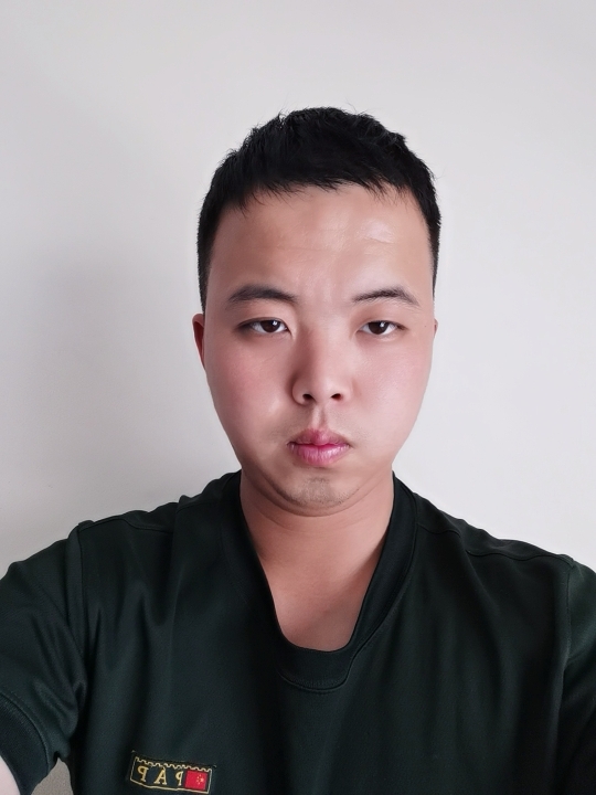 明月天涯的第一张照片--桂林相亲服务中心