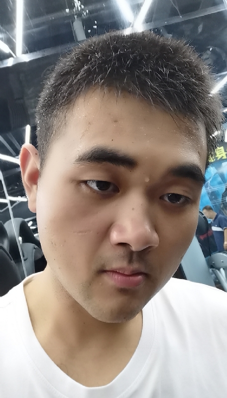 回眸一笑的第一张照片--桂林相亲服务中心