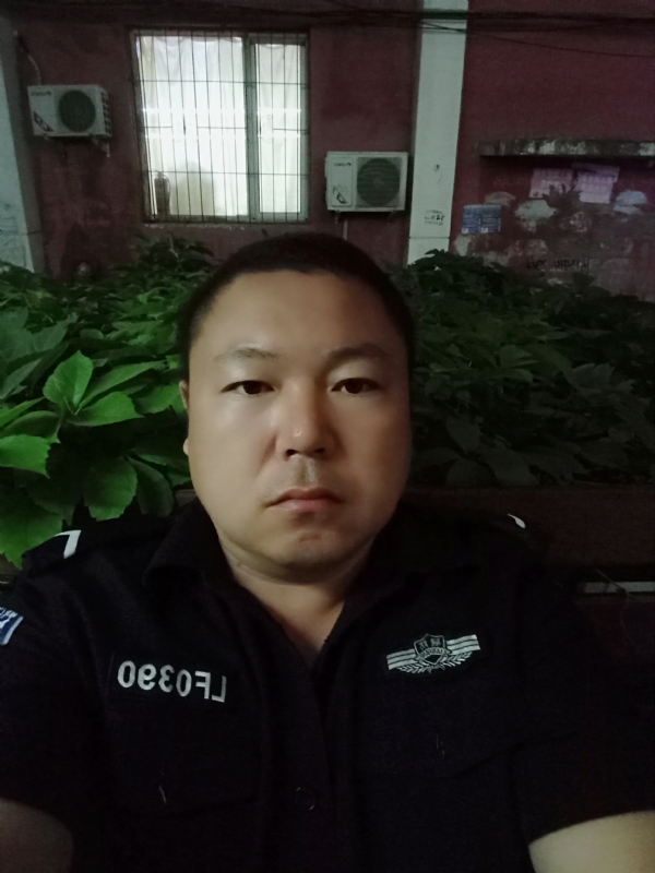 冯宇的第一张照片--桂林相亲服务中心