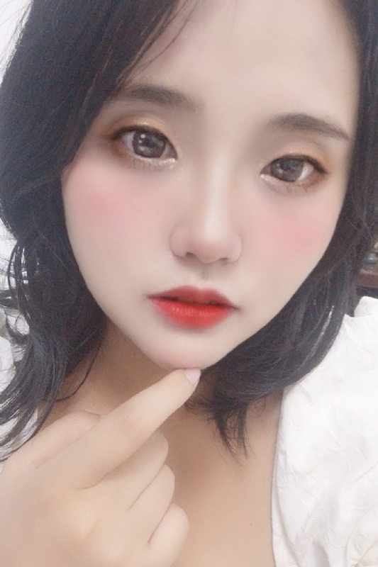 妮妮的第一张照片--桂林相亲服务中心