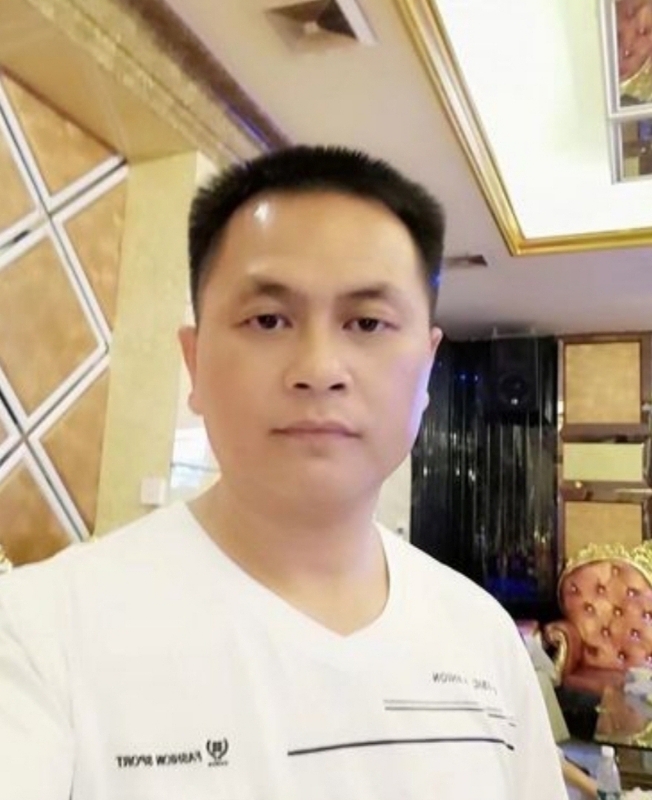 小梁的第一张照片--桂林相亲服务中心