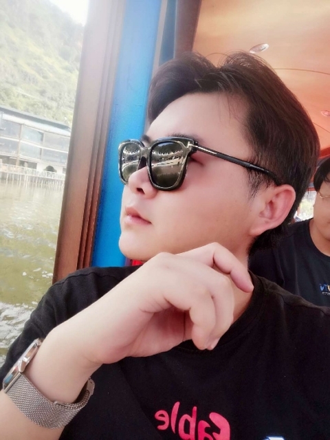 曲生的第一张照片--桂林相亲服务中心