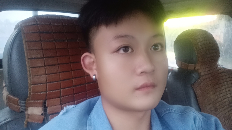 何新的第一张照片--桂林相亲服务中心
