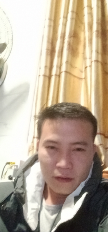 一个人的烟火的第一张照片--桂林相亲服务中心