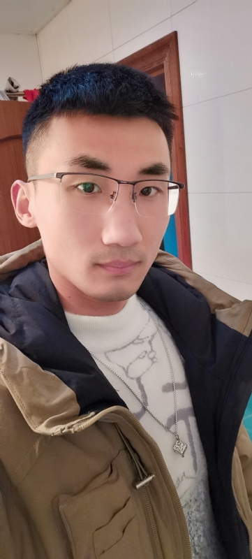 闯红灯吐泡泡的第一张照片--桂林相亲服务中心