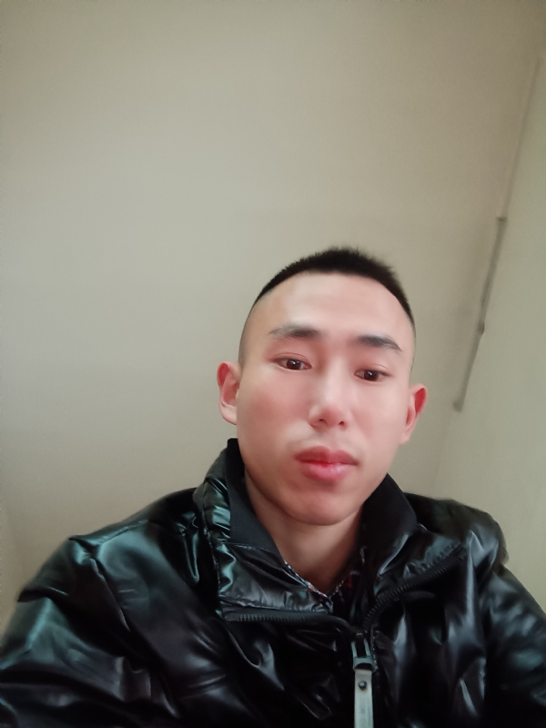 阿浩的第一张照片--桂林相亲服务中心