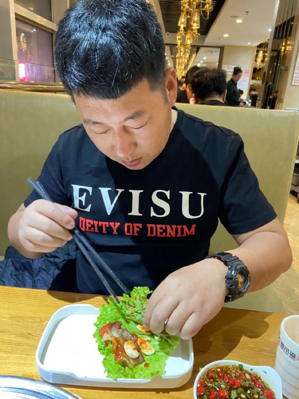 砒霜的第一张照片--桂林相亲服务中心