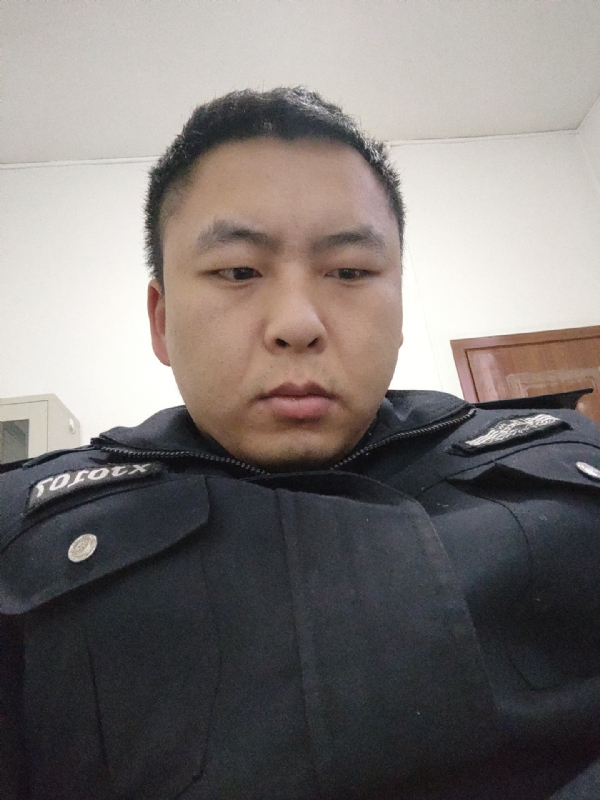 好纠结的第一张照片--桂林相亲服务中心