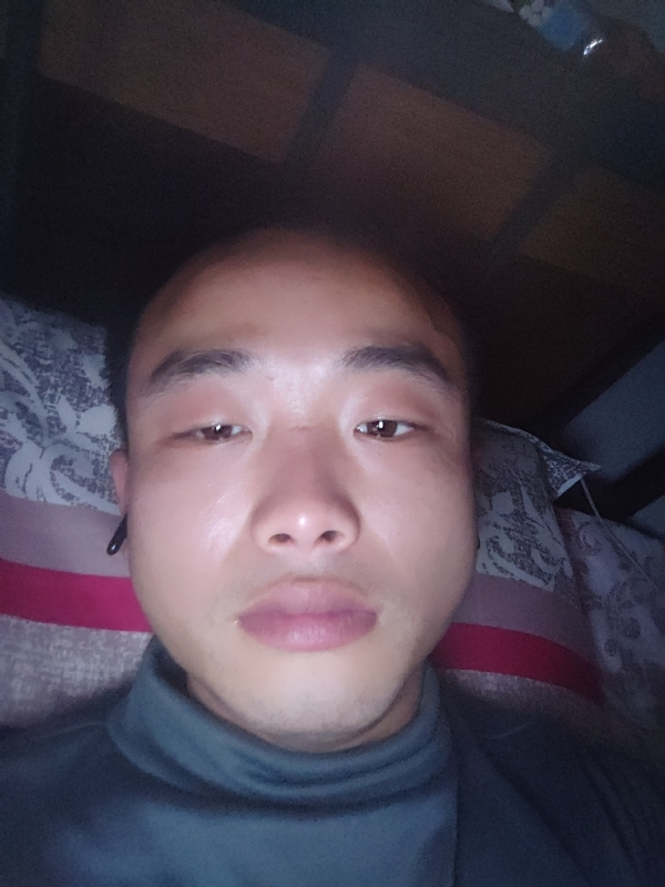 偏爱的第一张照片--桂林相亲服务中心