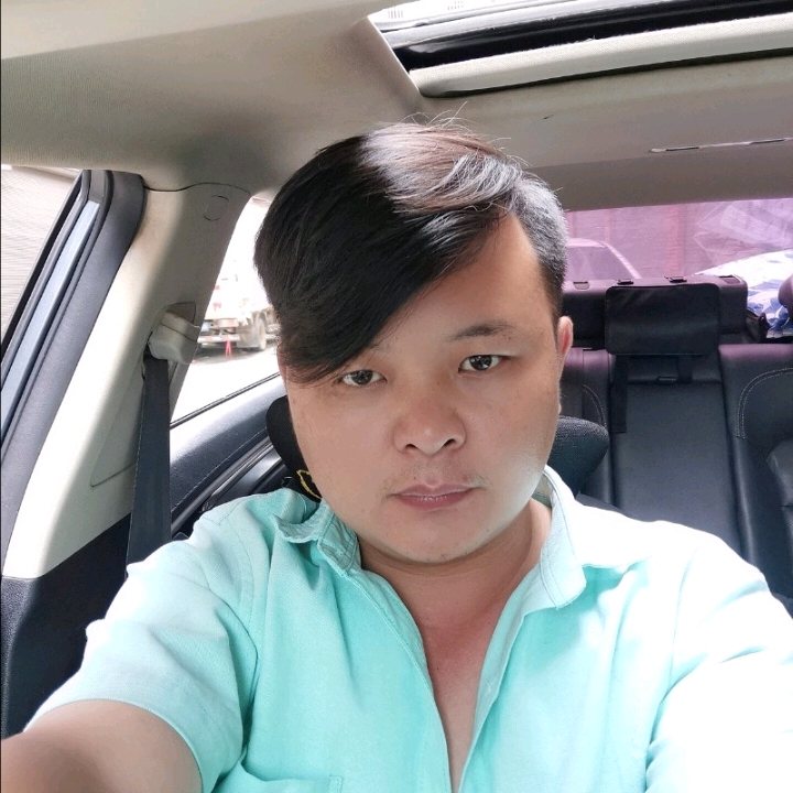 想家大黄蜂的第一张照片--桂林相亲服务中心