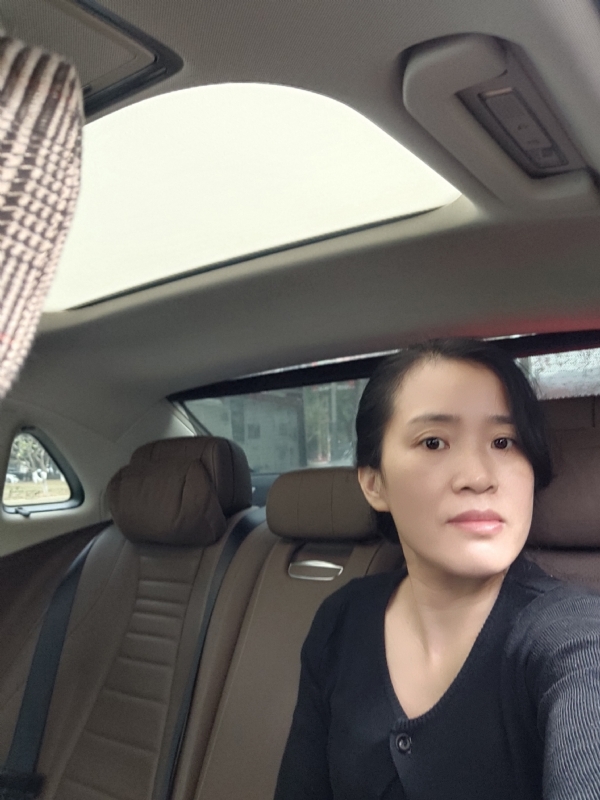烟雨如墨的第一张照片--桂林相亲服务中心