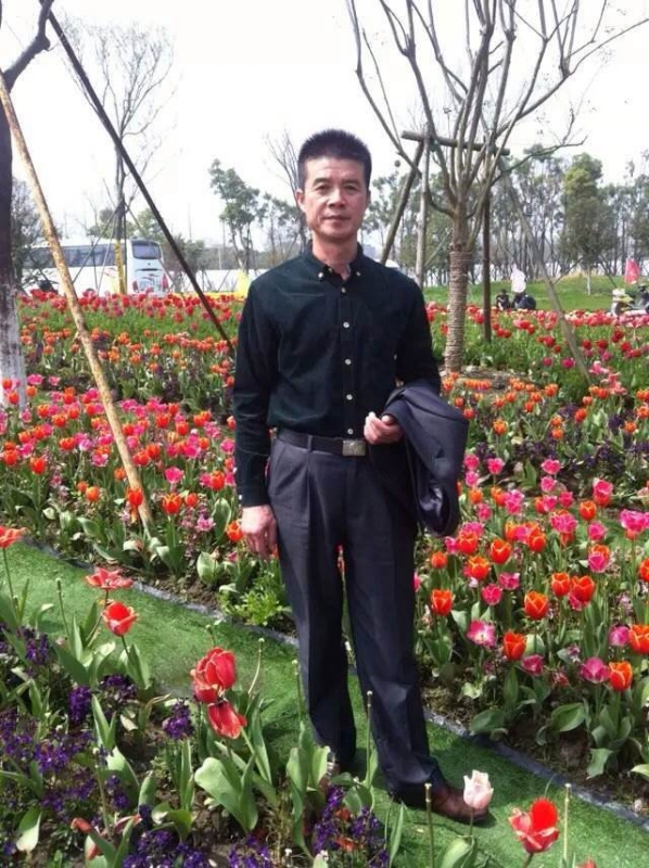 蓝天的第一张照片--桂林相亲服务中心