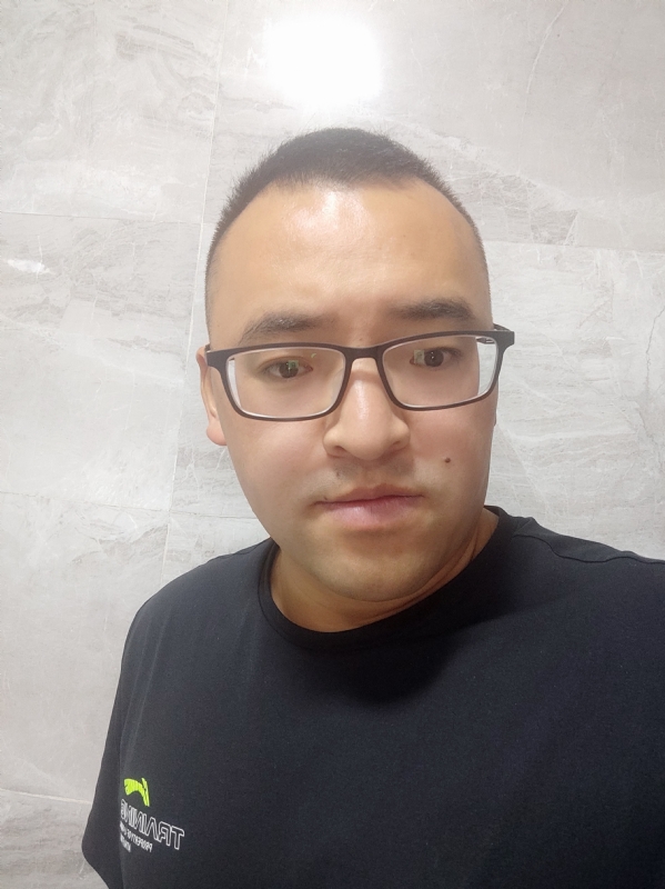 只愿得一人心的第四张照片--桂林相亲服务中心