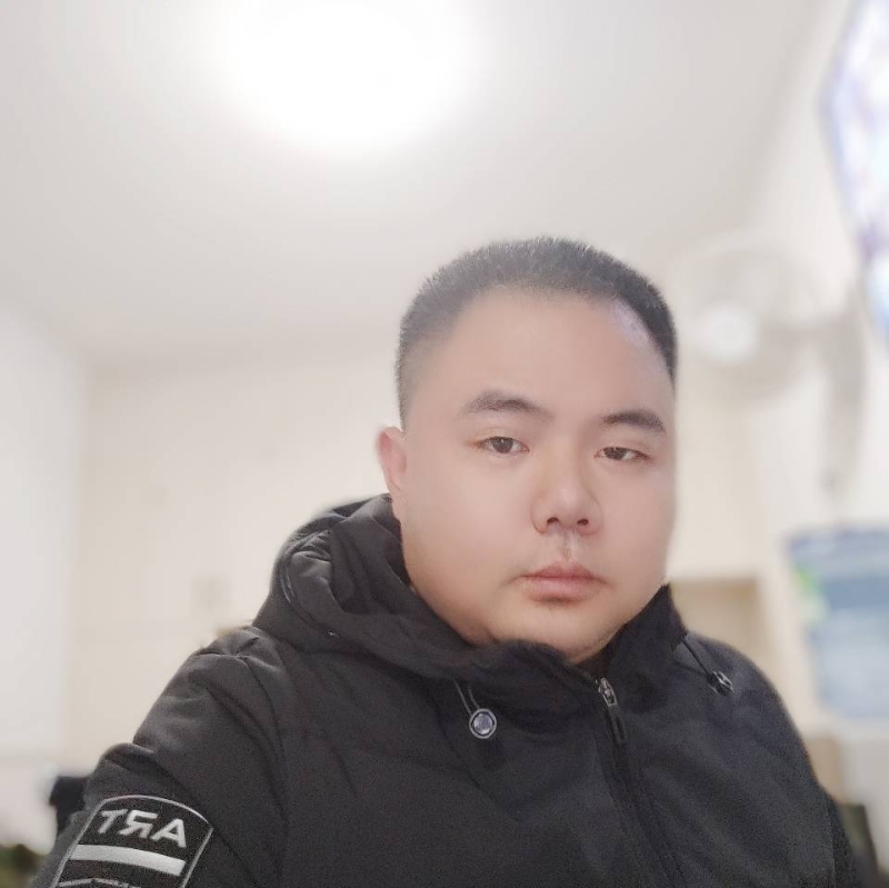 珍惜眼前人的第一张照片--桂林相亲服务中心