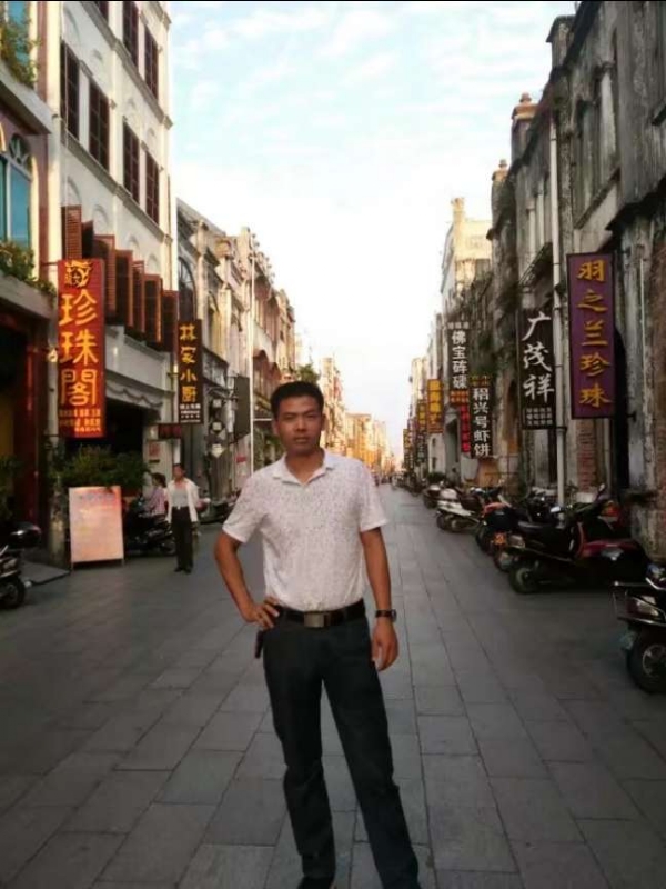 爱生活爱健康的第一张照片--桂林相亲服务中心