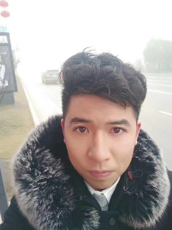 开心快乐每一天的第一张照片--桂林相亲服务中心
