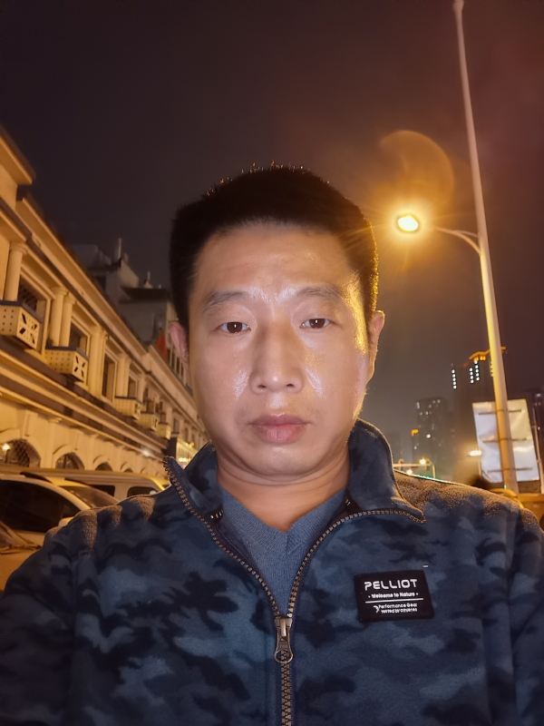 偷偷说的第一张照片--桂林相亲服务中心
