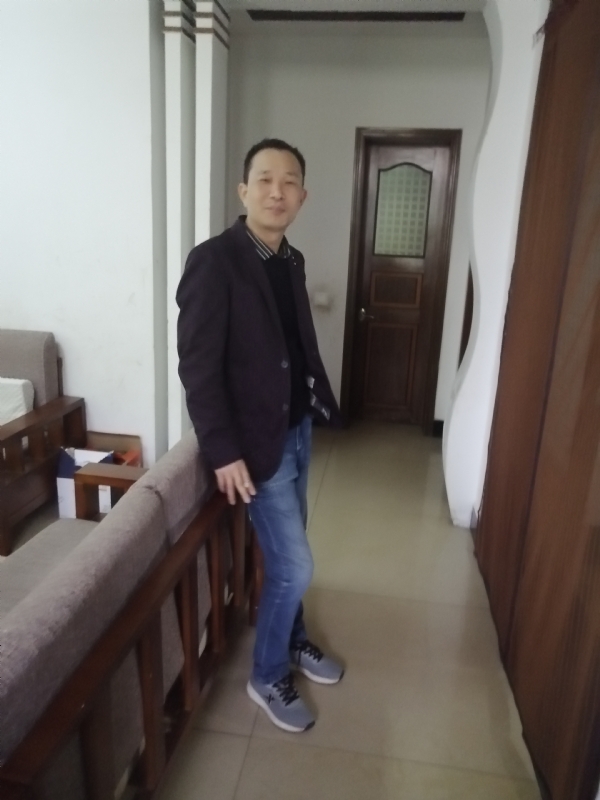相亲相爱的第一张照片--桂林相亲服务中心