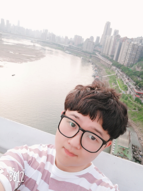 白夜行中人的第一张照片--桂林相亲服务中心