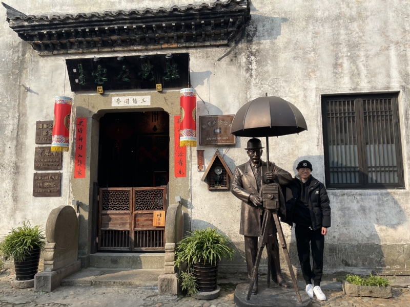 喝可乐的猫的第一张照片--桂林相亲服务中心