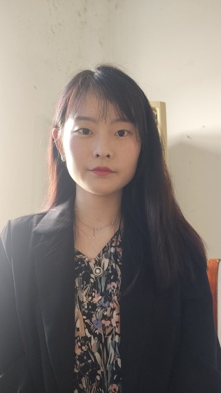 啾啾儿的第一张照片--桂林相亲服务中心