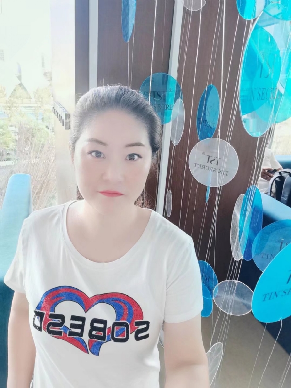 巷子里的童年的第一张照片--桂林相亲服务中心