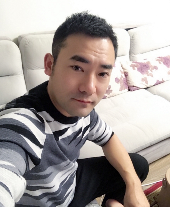 随风的第一张照片--桂林相亲服务中心