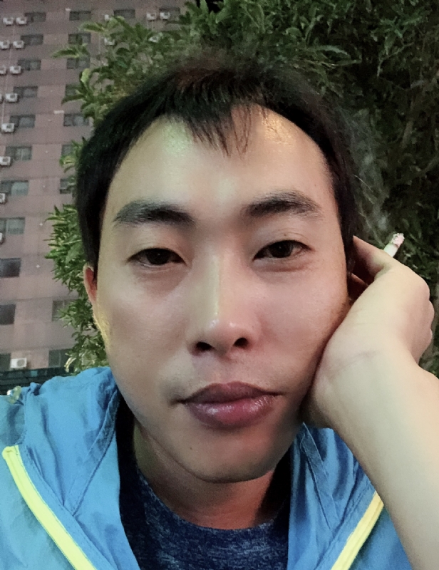 一直在路上的第一张照片--桂林相亲服务中心