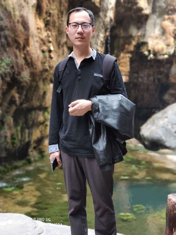 追日的第一张照片--桂林相亲服务中心