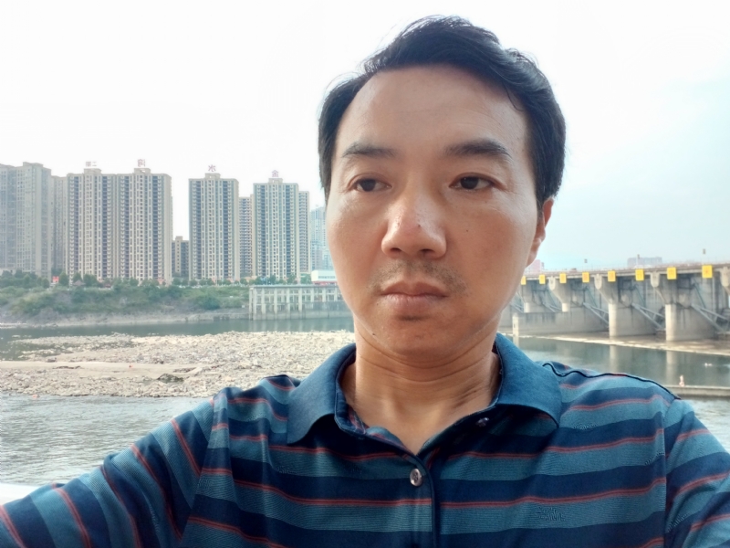 yangguang的第一张照片--桂林相亲服务中心