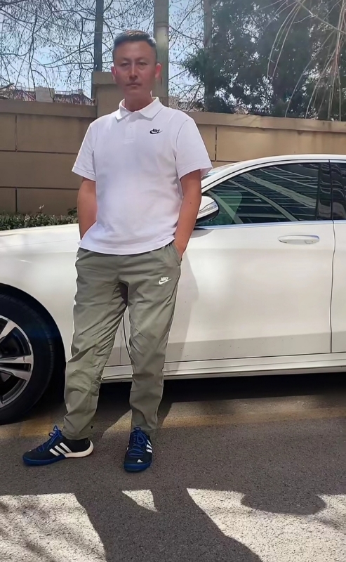 撕心裂肺的第一张照片--桂林相亲服务中心