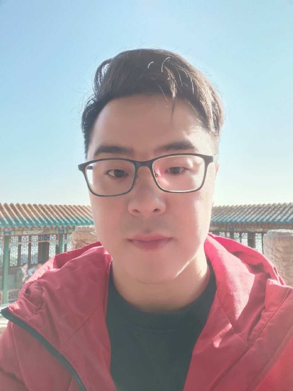 不爱吃竹子的小熊的第一张照片--桂林相亲服务中心