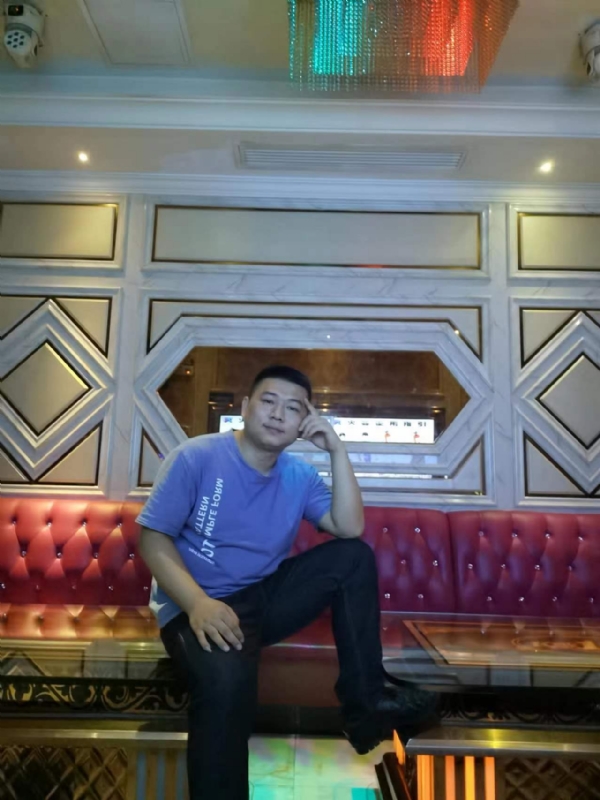 黄生的第四张照片--桂林相亲服务中心