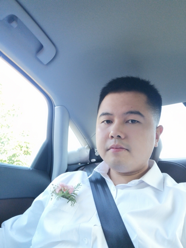 小阿郎的第一张照片--桂林相亲服务中心
