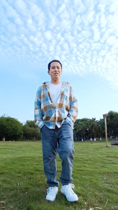 曹先生的第一张照片--桂林相亲服务中心