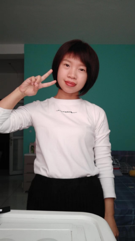 向日葵的第一张照片--桂林相亲服务中心