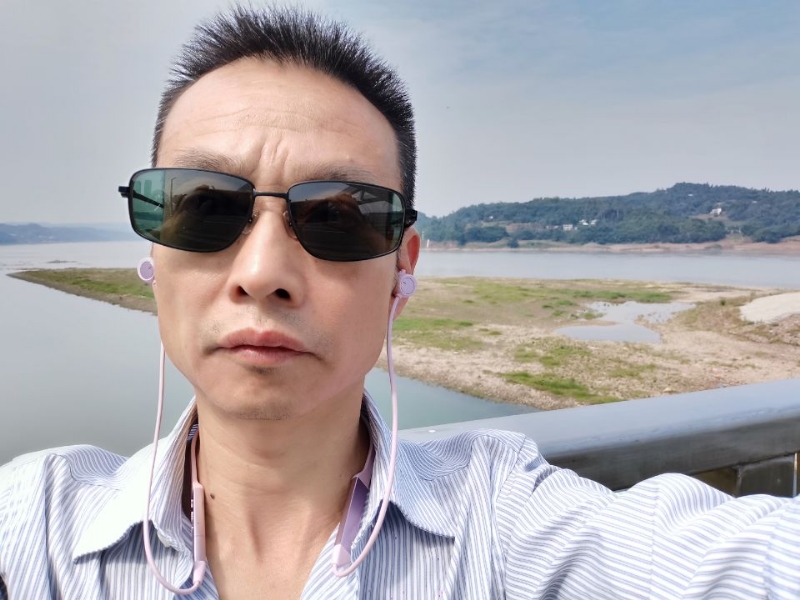 猪哥哥的第一张照片--桂林相亲服务中心