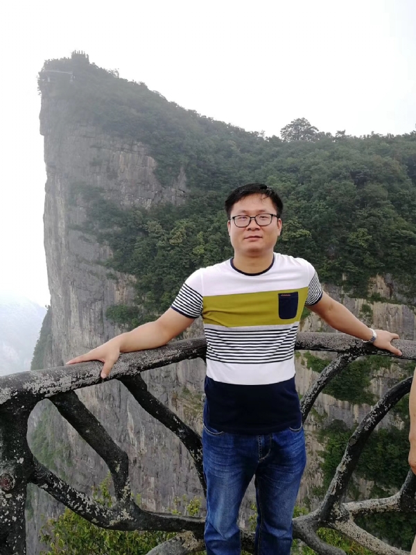 江汉的第一张照片--桂林相亲服务中心