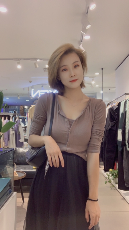 大婷子的第一张照片--桂林相亲服务中心