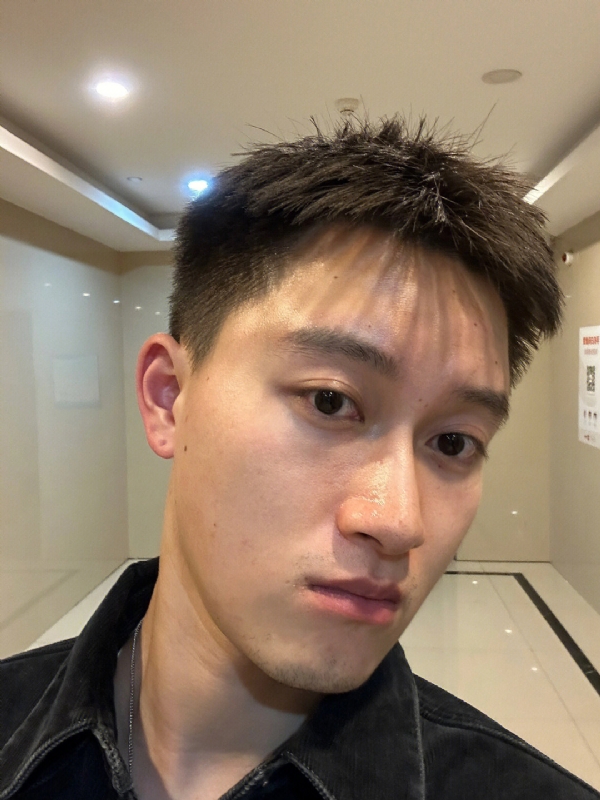 月光之下的第一张照片--桂林相亲服务中心