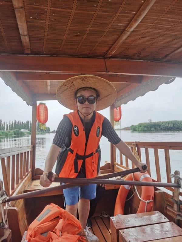 小龙虾的第二张照片--桂林相亲服务中心