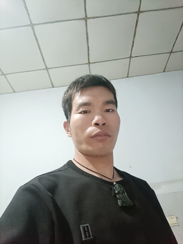 小松(11)的第一张照片--桂林相亲服务中心