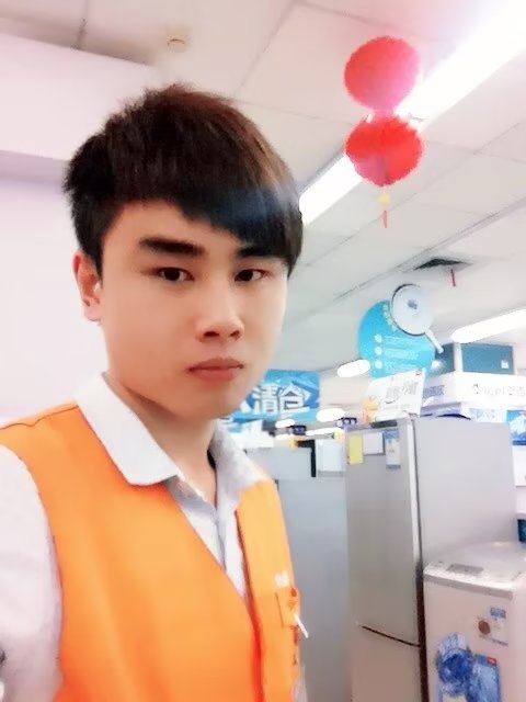 罗自强的第二张照片--桂林相亲服务中心