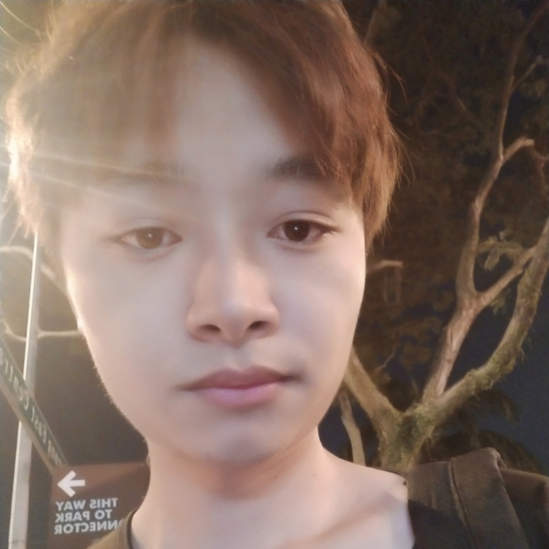 磊磊的第一张照片--桂林相亲服务中心
