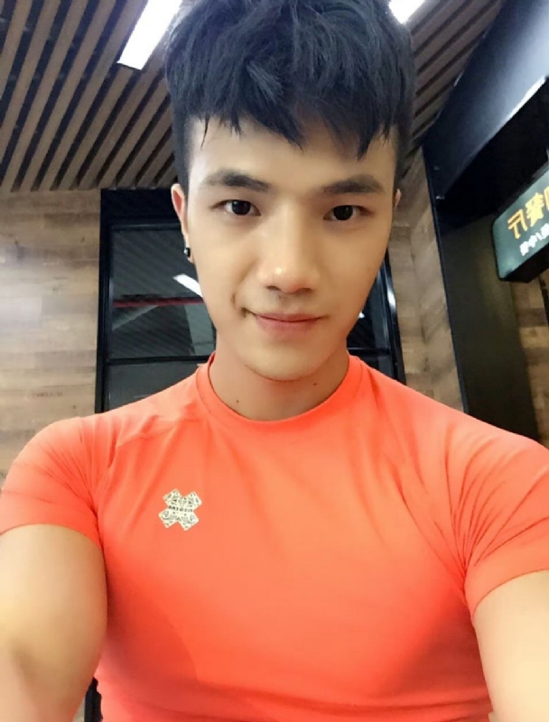 航航的第一张照片--桂林相亲服务中心
