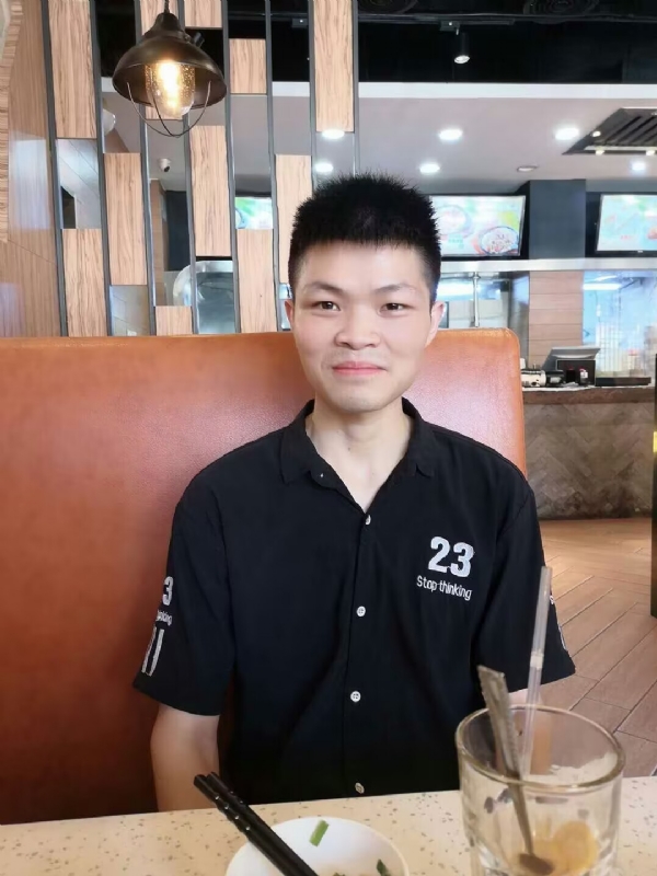 Mickey的第一张照片--桂林相亲服务中心