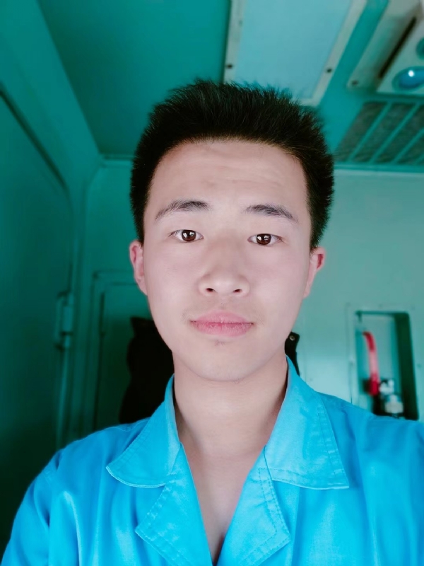 生而为人的第四张照片--桂林相亲服务中心