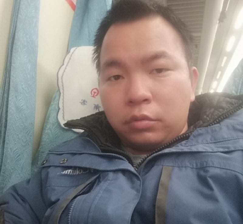 淡定的第一张照片--桂林相亲服务中心