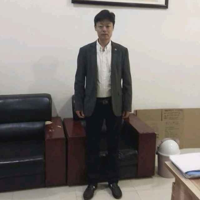 蓝天白云的第一张照片--桂林相亲服务中心